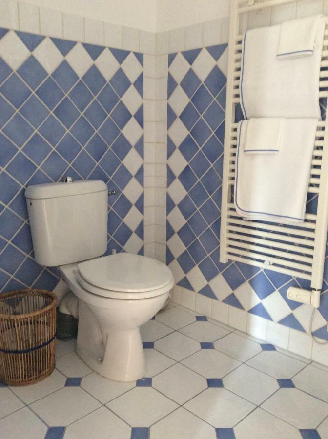 Le Mas Amore Bed & Breakfast Gassin Dış mekan fotoğraf