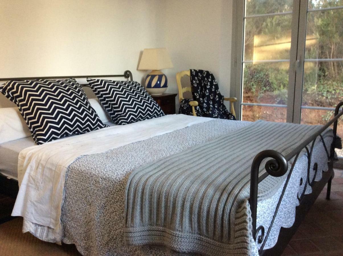 Le Mas Amore Bed & Breakfast Gassin Dış mekan fotoğraf