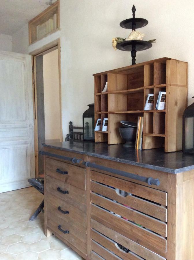 Le Mas Amore Bed & Breakfast Gassin Dış mekan fotoğraf