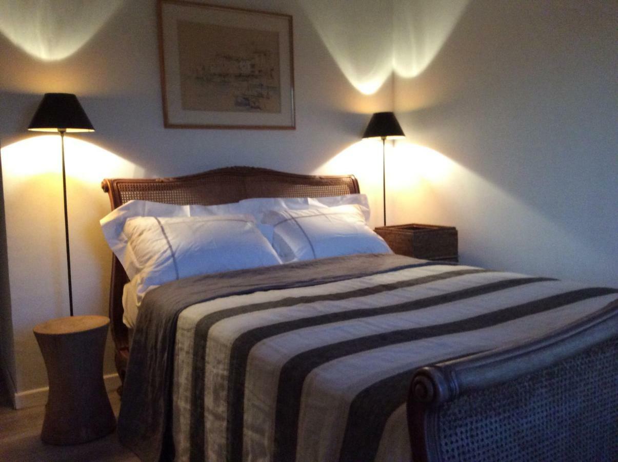 Le Mas Amore Bed & Breakfast Gassin Dış mekan fotoğraf